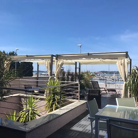 Apartamentos Puerto Basella Villanueva De Arosa Esterno foto